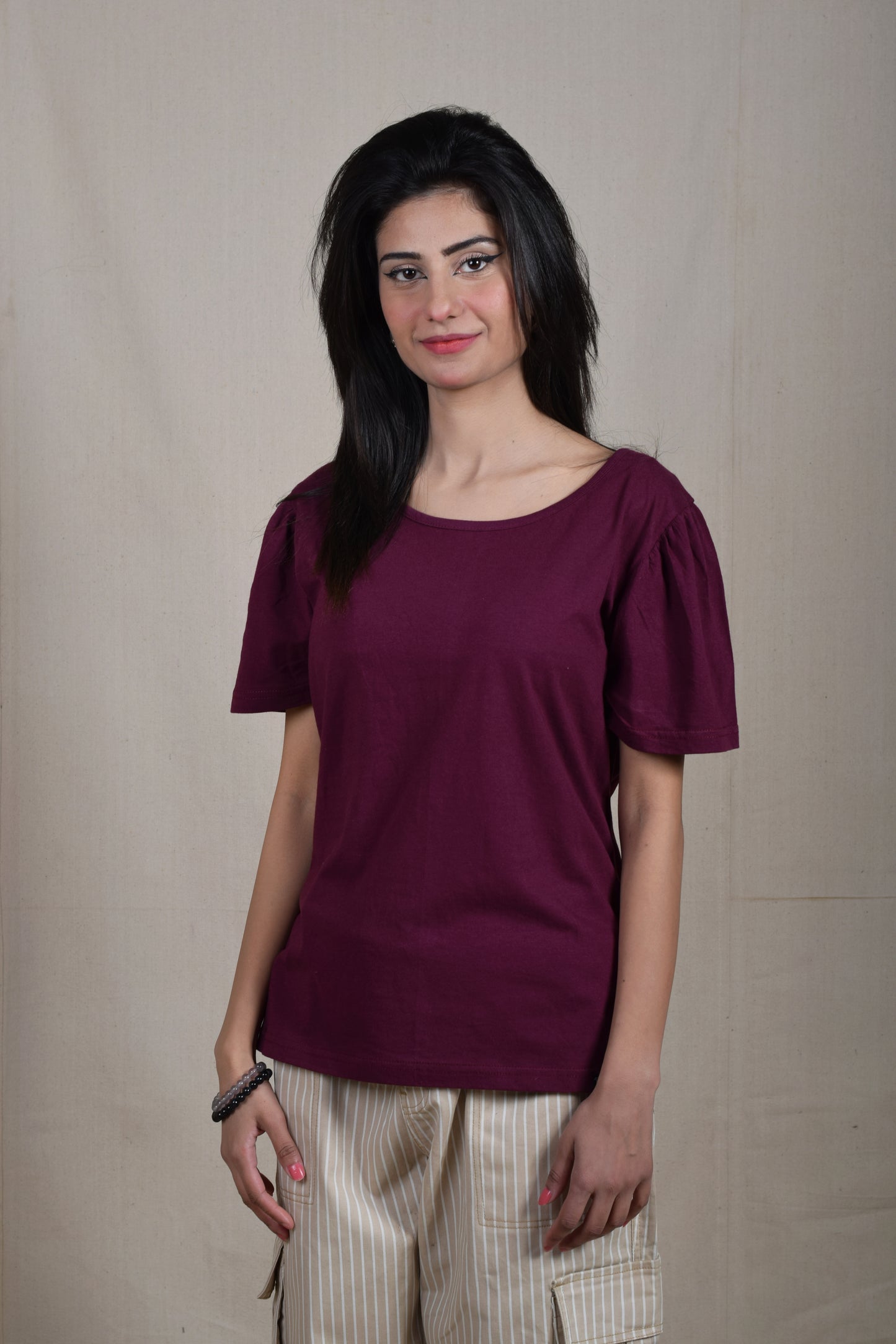 Puff Sleeve Round Neck T-Shirt - Maroon