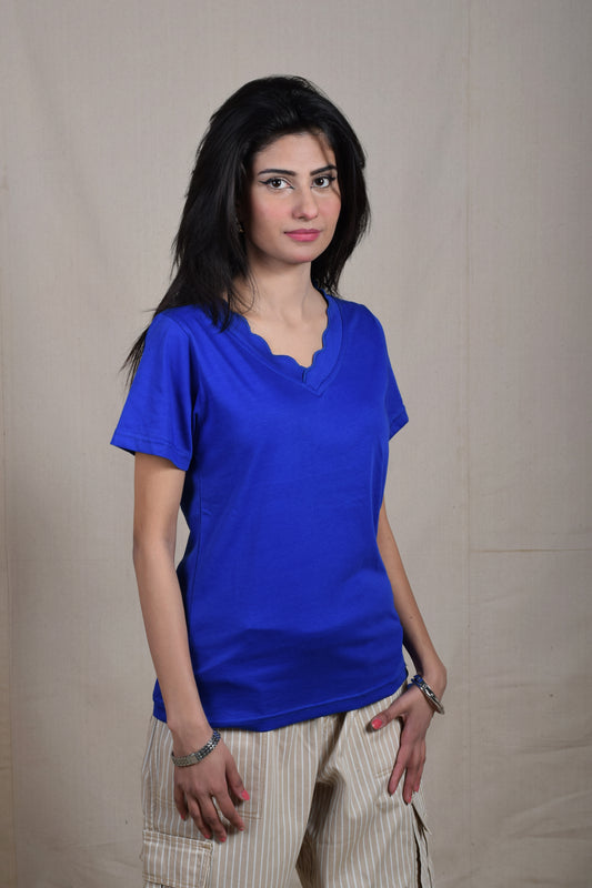 V-Neck Scalloped T-Shirt - R Blue